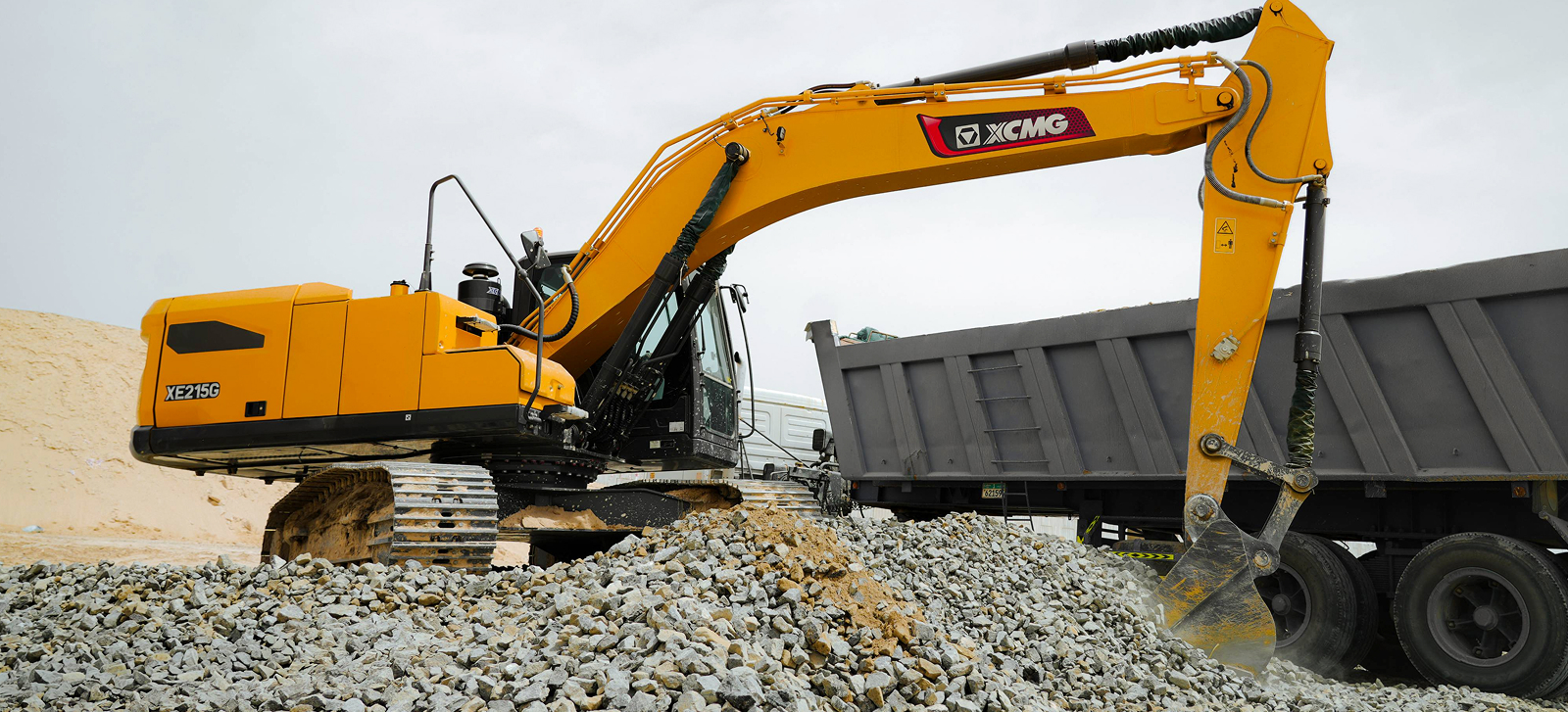 Warehouse construction project with heavy equipment